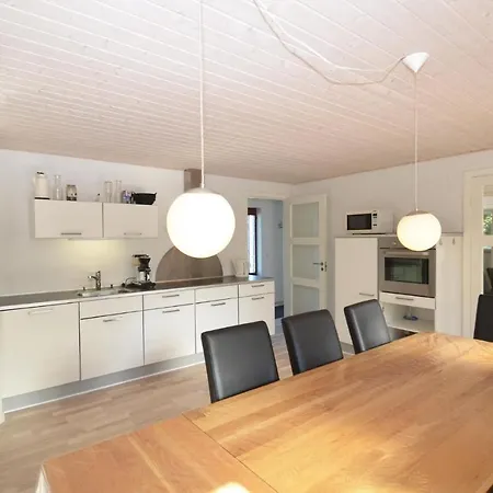 Holiday Rodkaelkevej Vaeggerlose I Bøtø By